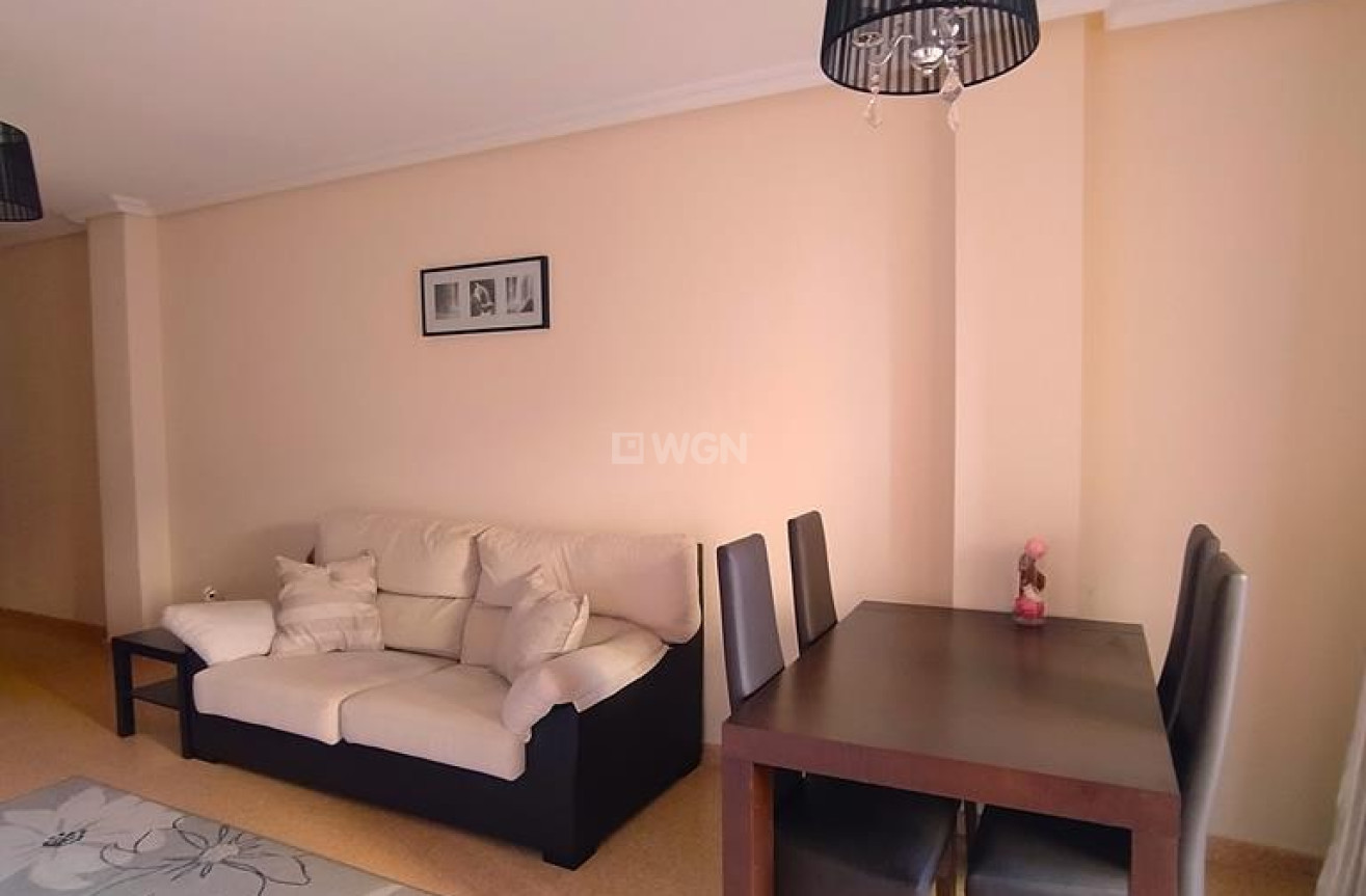 Resale - Apartment / flat - Torrevieja - CENTRO CASCO URBANO