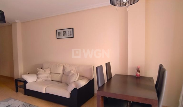 Resale - Apartment / flat - Torrevieja - CENTRO CASCO URBANO
