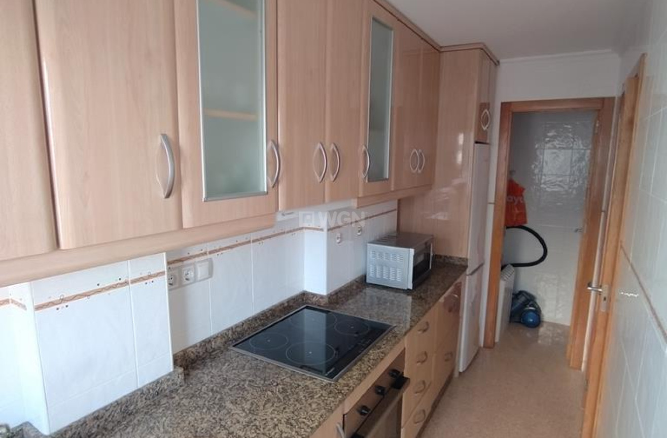 Resale - Apartment / flat - Torrevieja - CENTRO CASCO URBANO