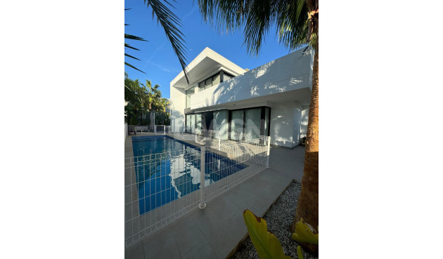 Resale - Villa - Ciudad Quesada - Costa Blanca Sur