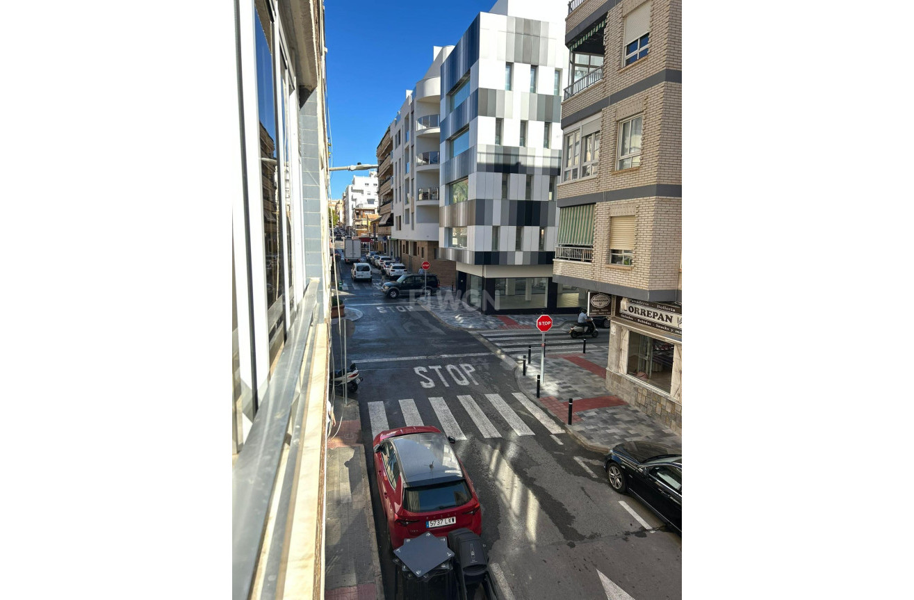 Resale - Apartment / flat - Torrevieja