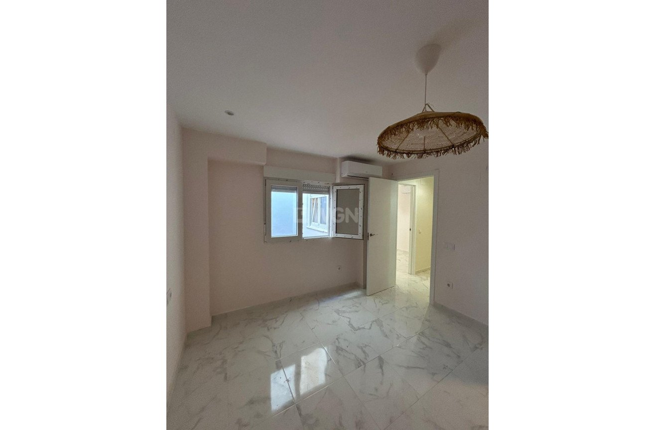 Resale - Apartment / flat - Torrevieja