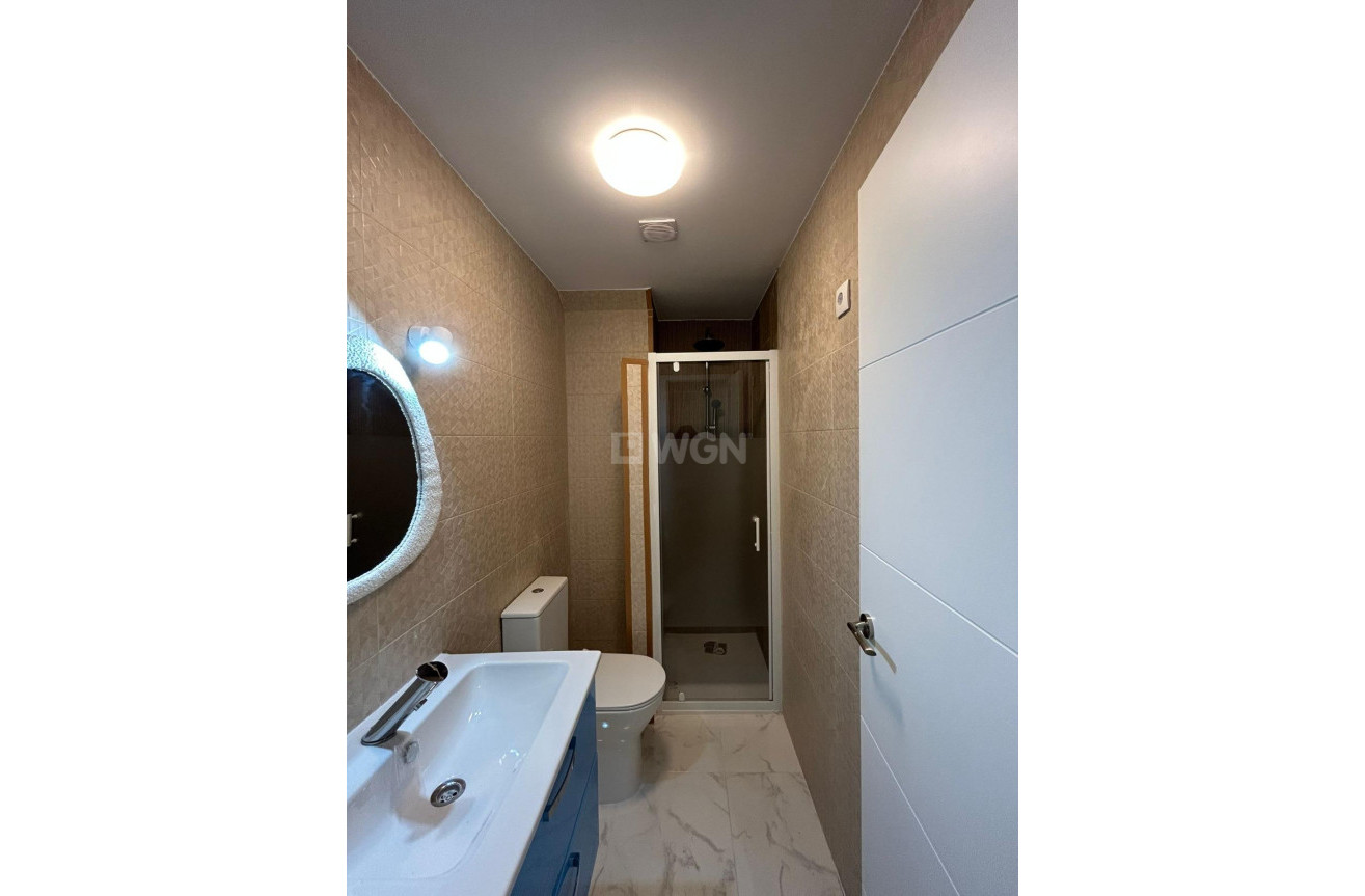 Resale - Apartment / flat - Torrevieja