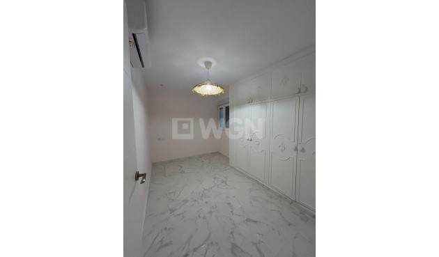 Resale - Apartment / flat - Torrevieja