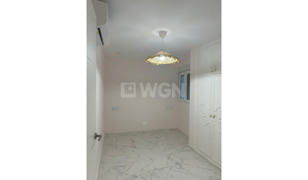 Resale - Apartment / flat - Torrevieja