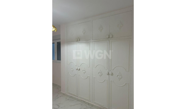 Resale - Apartment / flat - Torrevieja