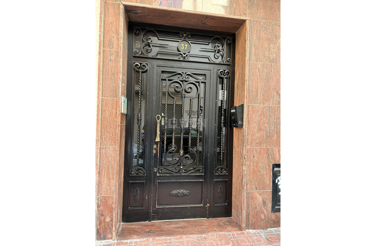 Resale - Apartment / flat - Torrevieja