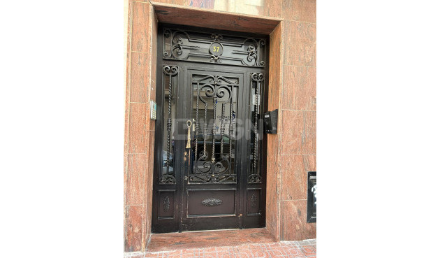 Resale - Apartment / flat - Torrevieja