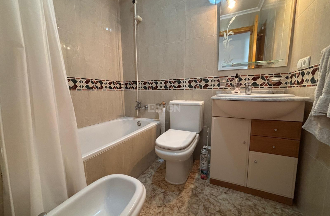 Reventa - Apartamento / piso - Torrevieja - Playa del Cura