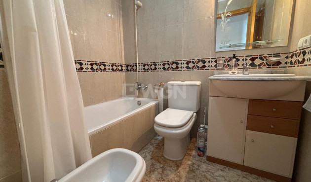 Reventa - Apartamento / piso - Torrevieja - Playa del Cura