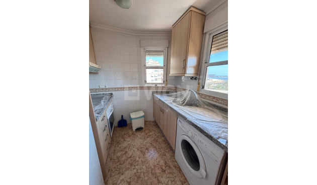 Reventa - Apartamento / piso - Torrevieja - Playa del Cura
