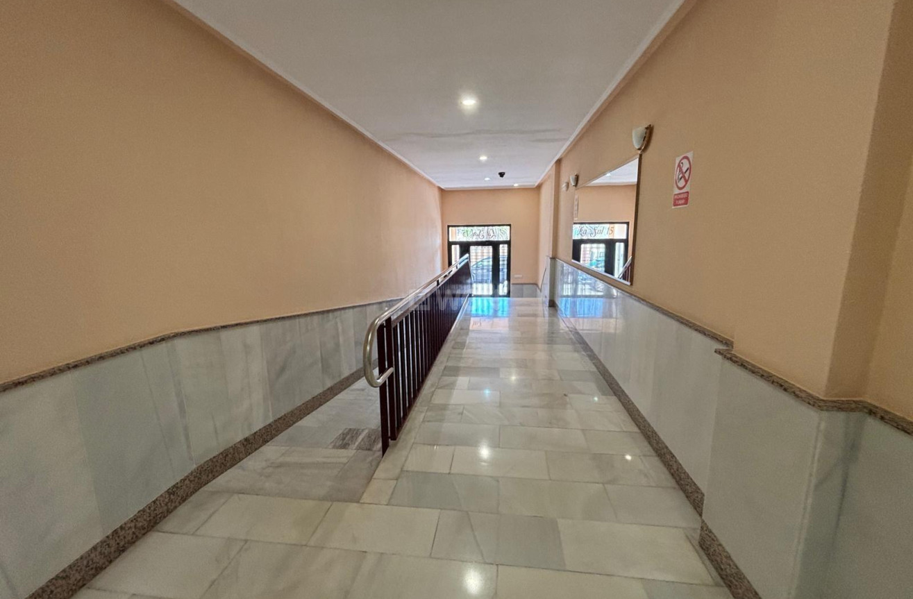 Reventa - Apartamento / piso - Torrevieja - Playa del Cura