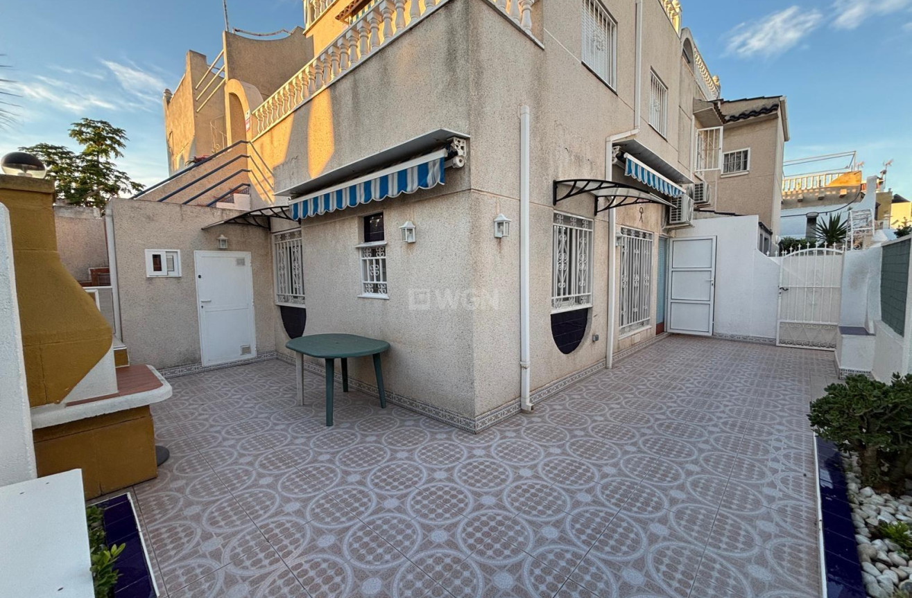 Resale - Villa - Torrevieja - Carrefour