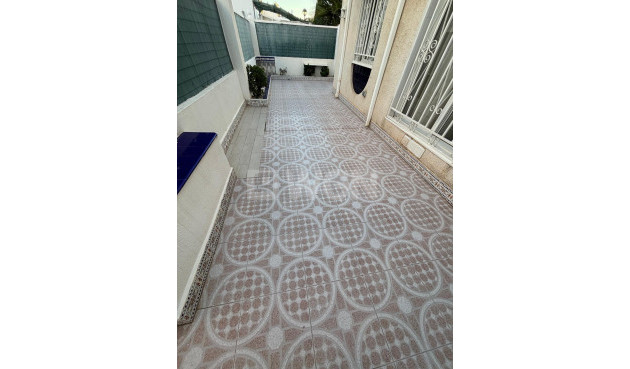 Resale - Villa - Torrevieja - Carrefour