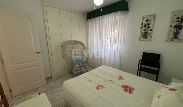 Resale - Villa - Torrevieja - Carrefour