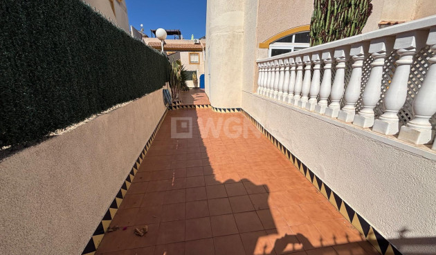 Resale - Bungalow - Torrevieja