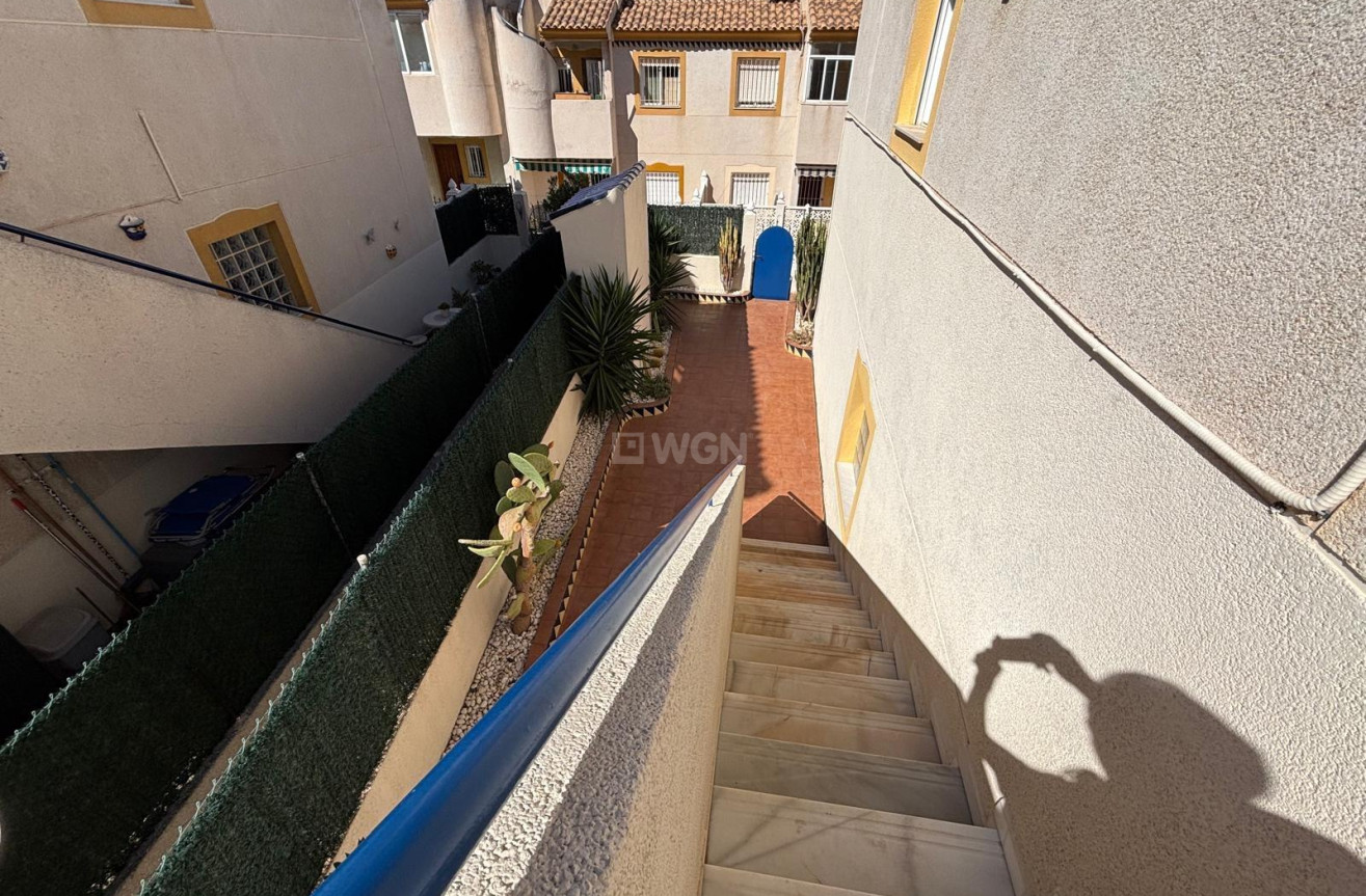 Resale - Bungalow - Torrevieja