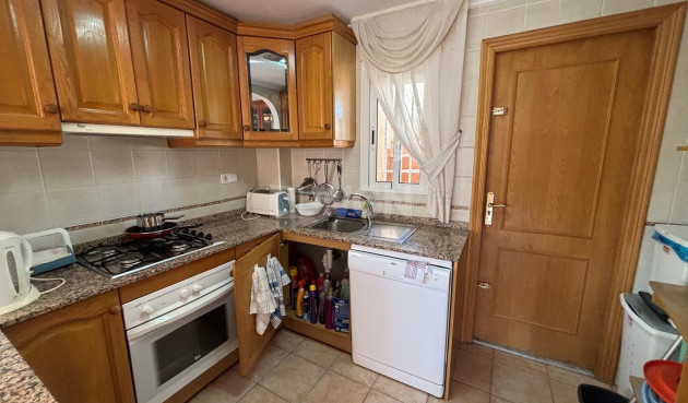 Resale - Bungalow - Torrevieja