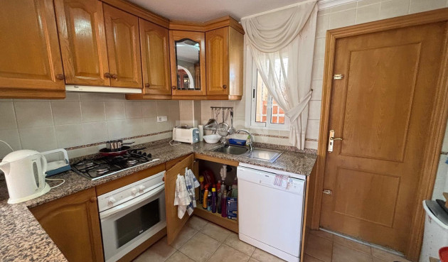 Resale - Bungalow - Torrevieja