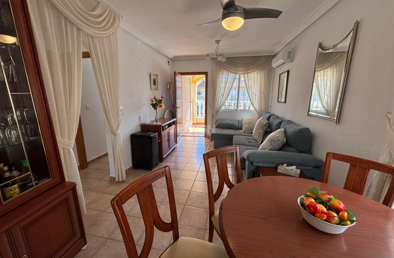 Resale - Bungalow - Torrevieja