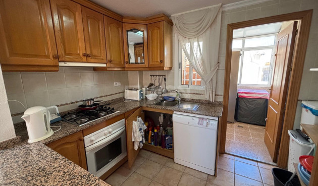 Resale - Bungalow - Torrevieja