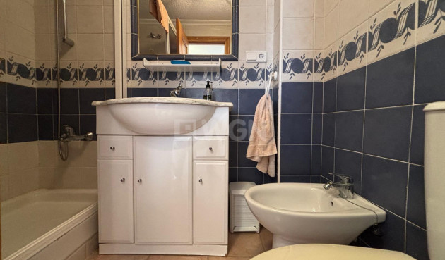 Resale - Bungalow - Torrevieja