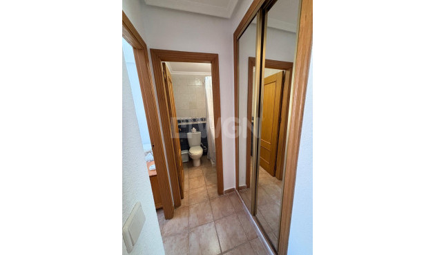 Resale - Bungalow - Torrevieja