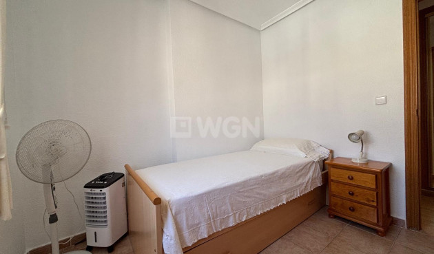 Resale - Bungalow - Torrevieja