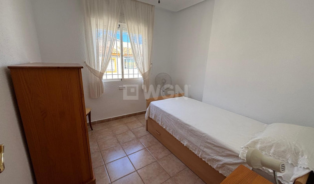 Resale - Bungalow - Torrevieja