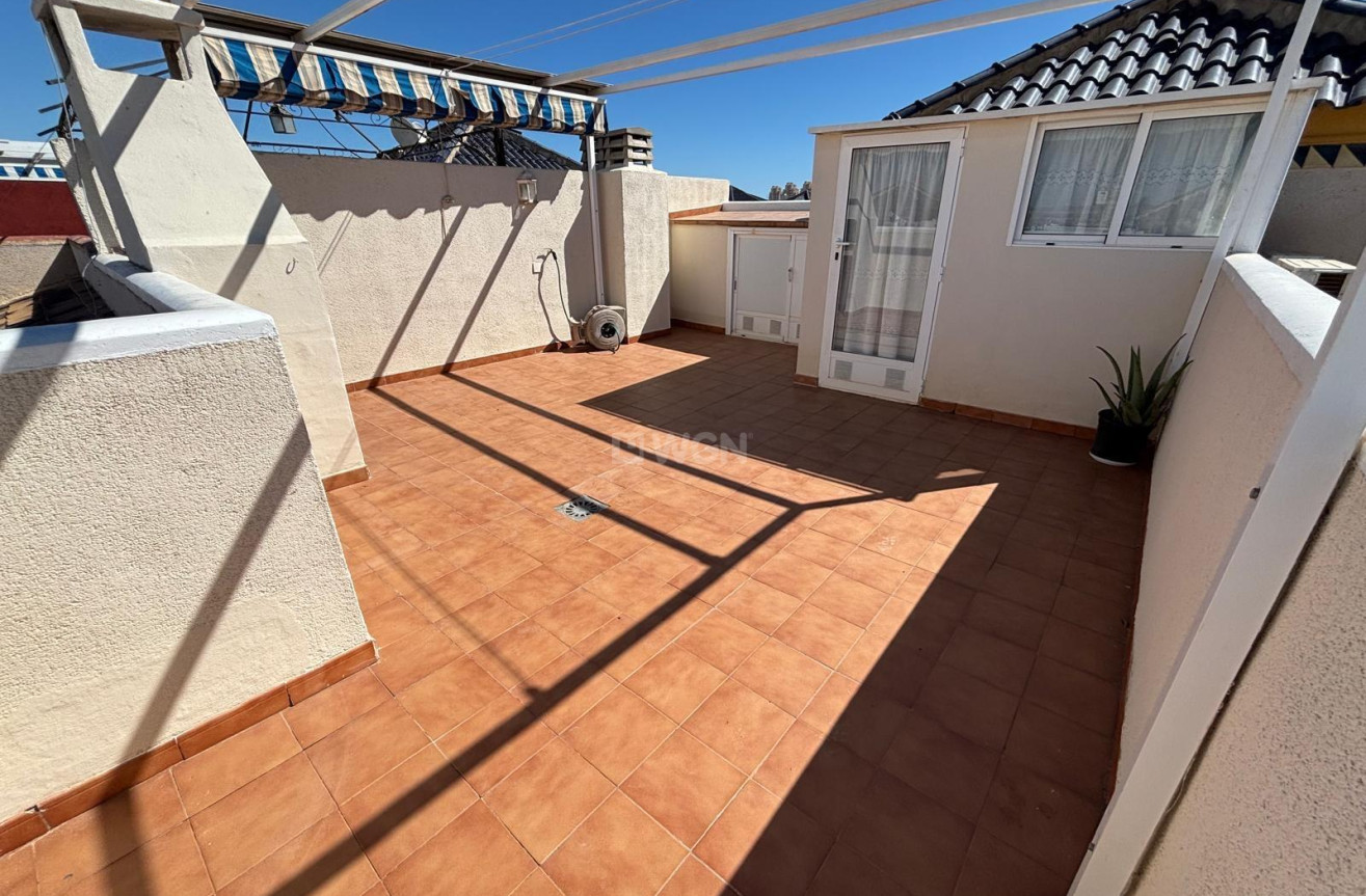 Resale - Bungalow - Torrevieja