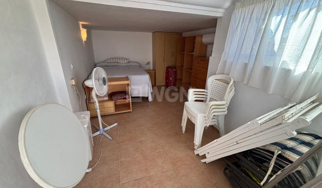 Resale - Bungalow - Torrevieja