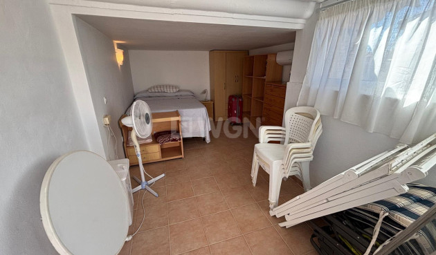 Resale - Bungalow - Torrevieja