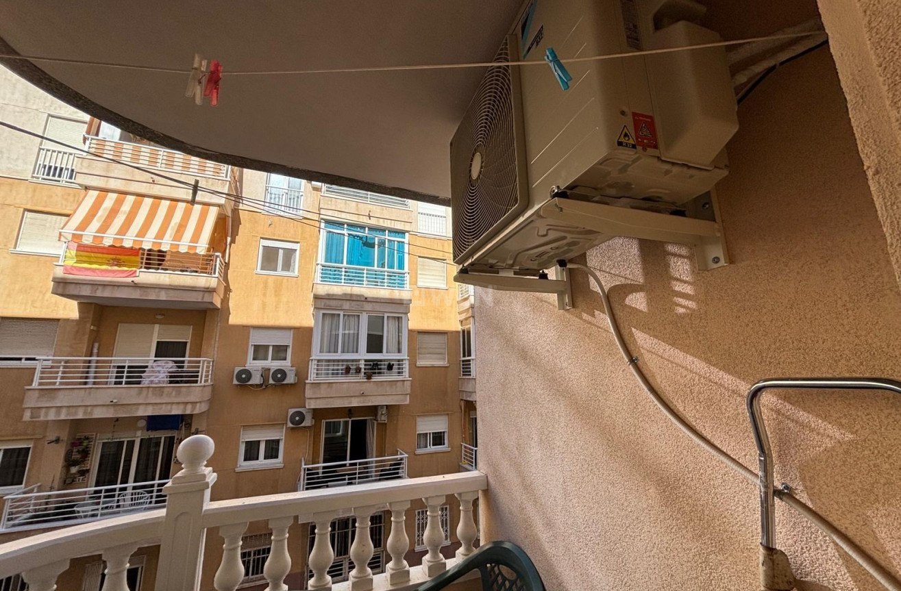 Reventa - Apartamento / piso - Torrevieja - Playa del Cura