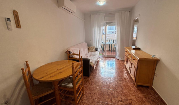 Reventa - Apartamento / piso - Torrevieja - Playa del Cura