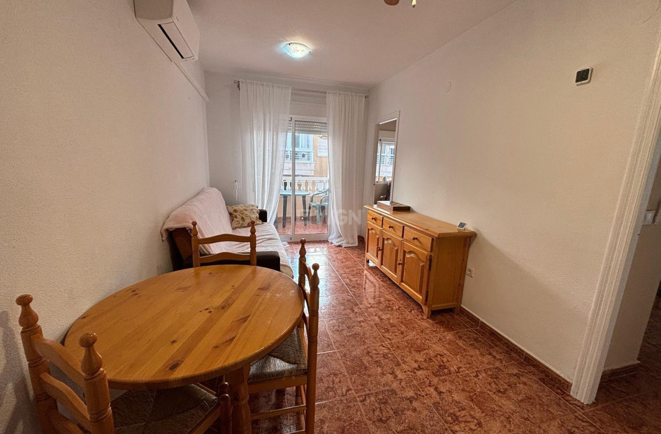 Reventa - Apartamento / piso - Torrevieja - Playa del Cura