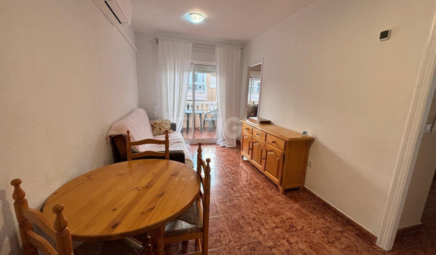 Reventa - Apartamento / piso - Torrevieja - Playa del Cura
