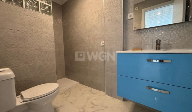 Odsprzedaż - Daszek - Torrevieja - Acequion