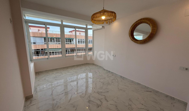 Odsprzedaż - Daszek - Torrevieja - Acequion