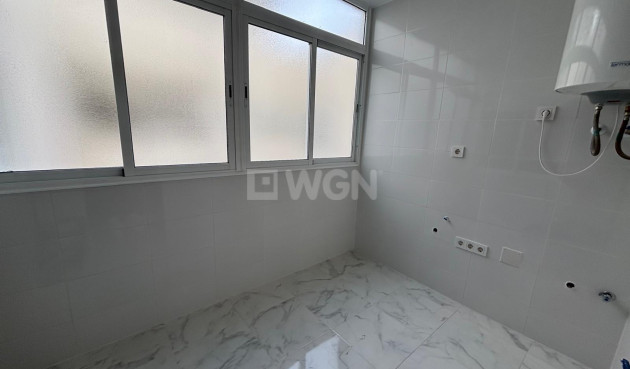 Odsprzedaż - Daszek - Torrevieja - Acequion