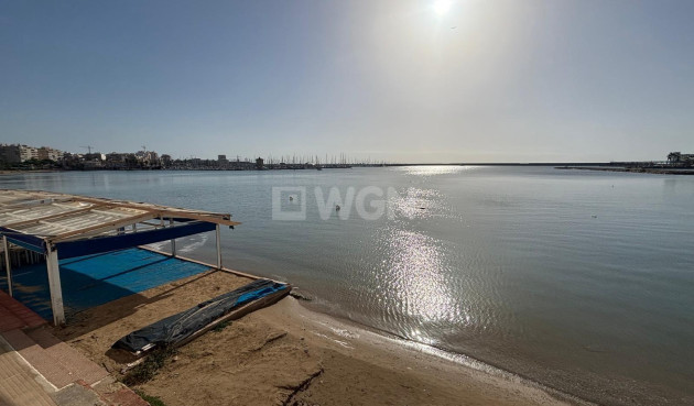 Odsprzedaż - Daszek - Torrevieja - Acequion