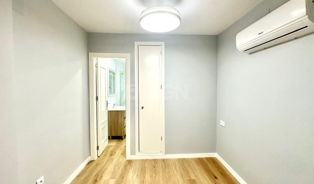 Reventa - Apartamento / piso - Torrevieja - La Mata Pueblo