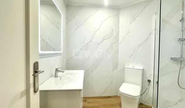 Reventa - Apartamento / piso - Torrevieja - La Mata Pueblo