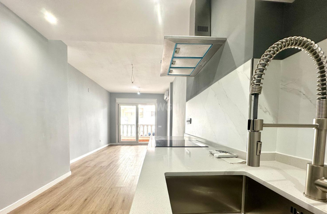 Reventa - Apartamento / piso - Torrevieja - La Mata Pueblo