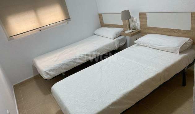 Wiederverkauf - Wohnung - Torrevieja - Playa de los Locos