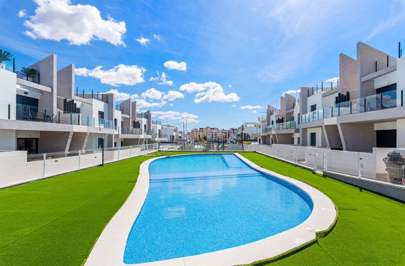 Odsprzedaż - Mieszkanie w bloku - San Miguel de Salinas - Inland