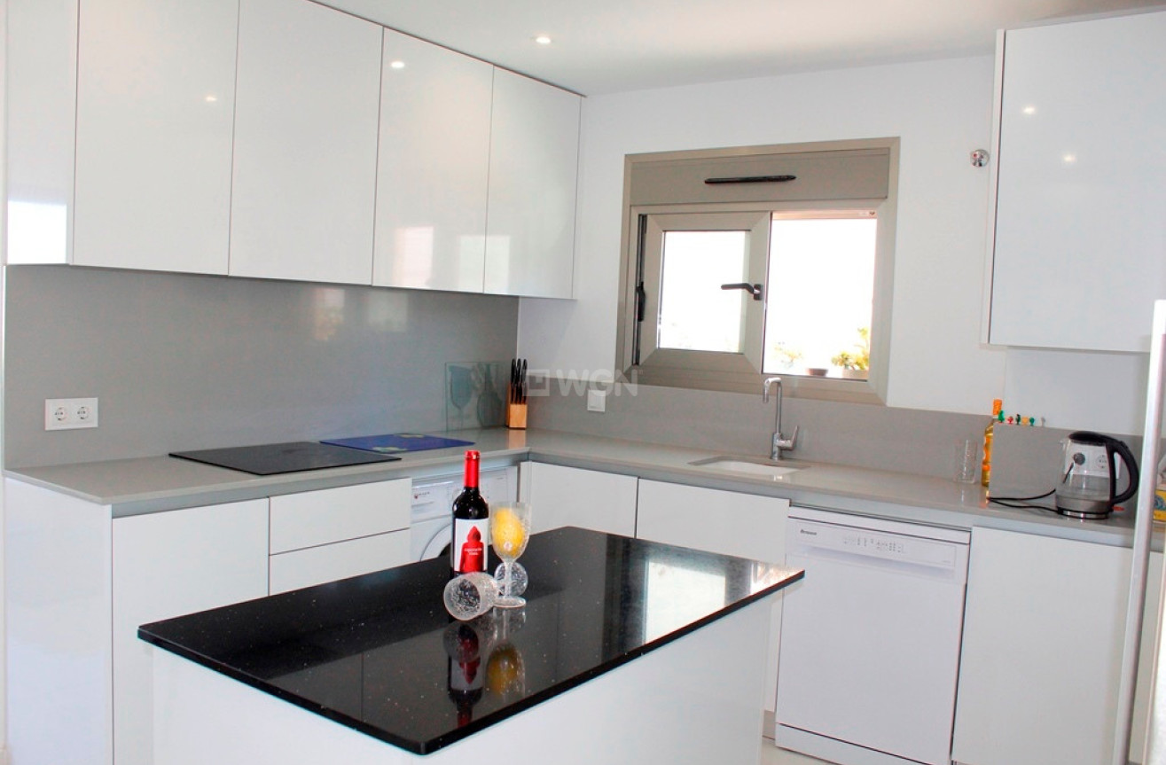 Odsprzedaż - Villa - San Miguel de Salinas - Inland