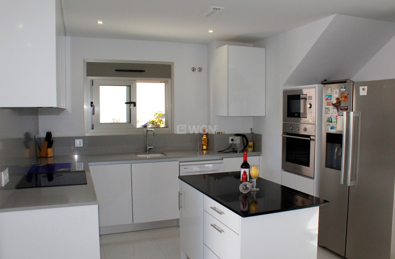 Odsprzedaż - Villa - San Miguel de Salinas - Inland