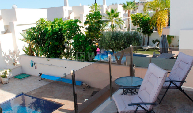 Odsprzedaż - Villa - San Miguel de Salinas - Inland