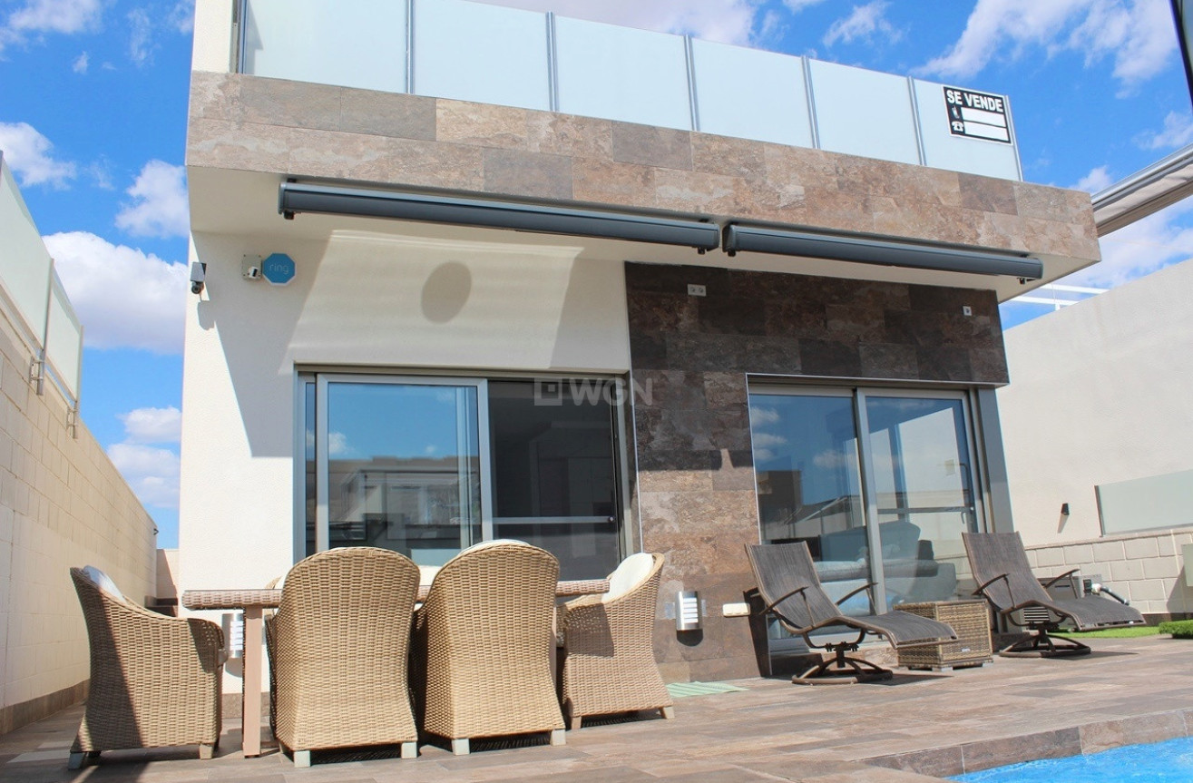 Resale - Villa - Orihuela Costa - Costa Blanca