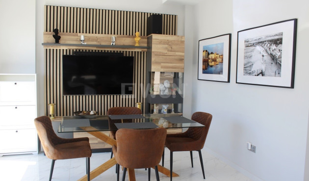 Resale - Villa - Orihuela Costa - Costa Blanca